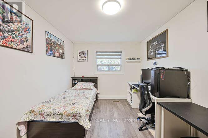 105 Skegby Road, Brampton, Ontario  L6V 2T8 - Photo 9 - W12498756