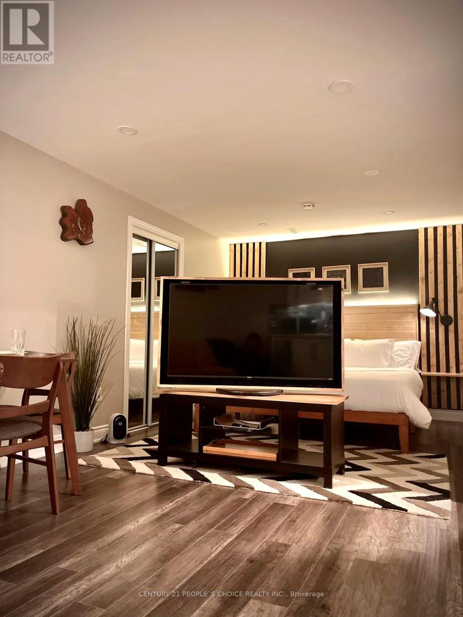 Bsmt - 657 Thompson Road S, Milton, Ontario  L9T 5W8 - Photo 7 - W12498762