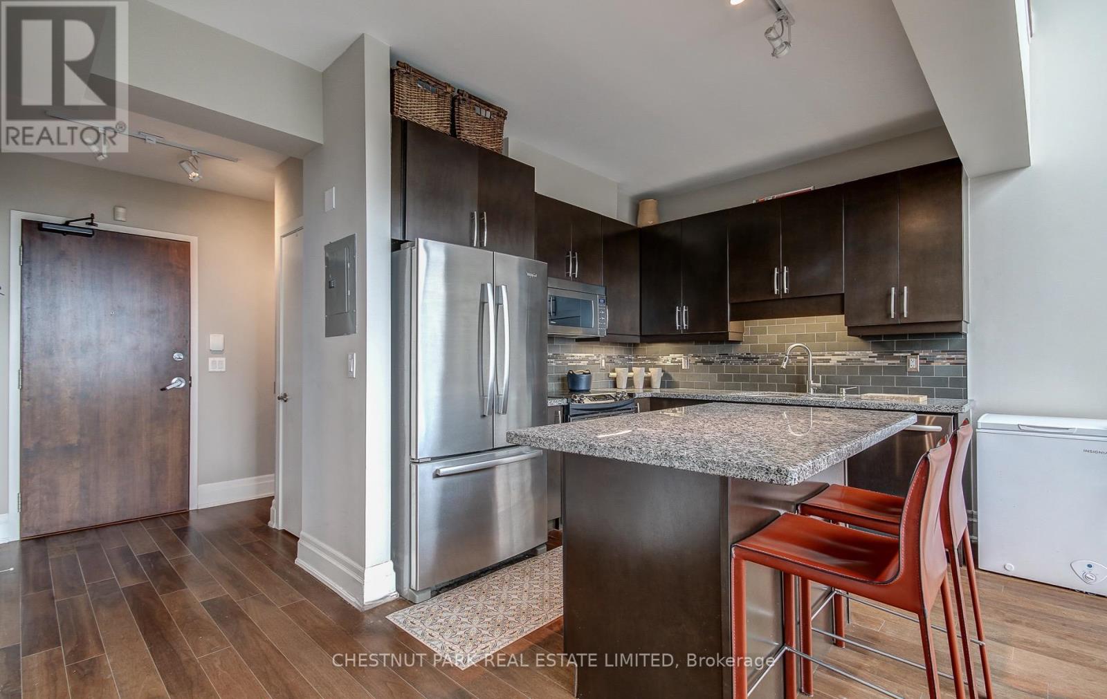 Ph 05 - 2 Fieldway Road, Toronto, Ontario  M8Z 0B9 - Photo 4 - W12498786