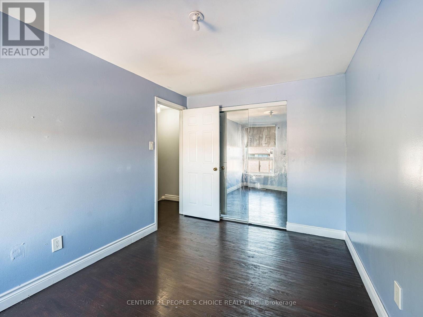 2 - 242 John Garland Boulevard, Toronto, Ontario  M9V 1N8 - Photo 25 - W12498804