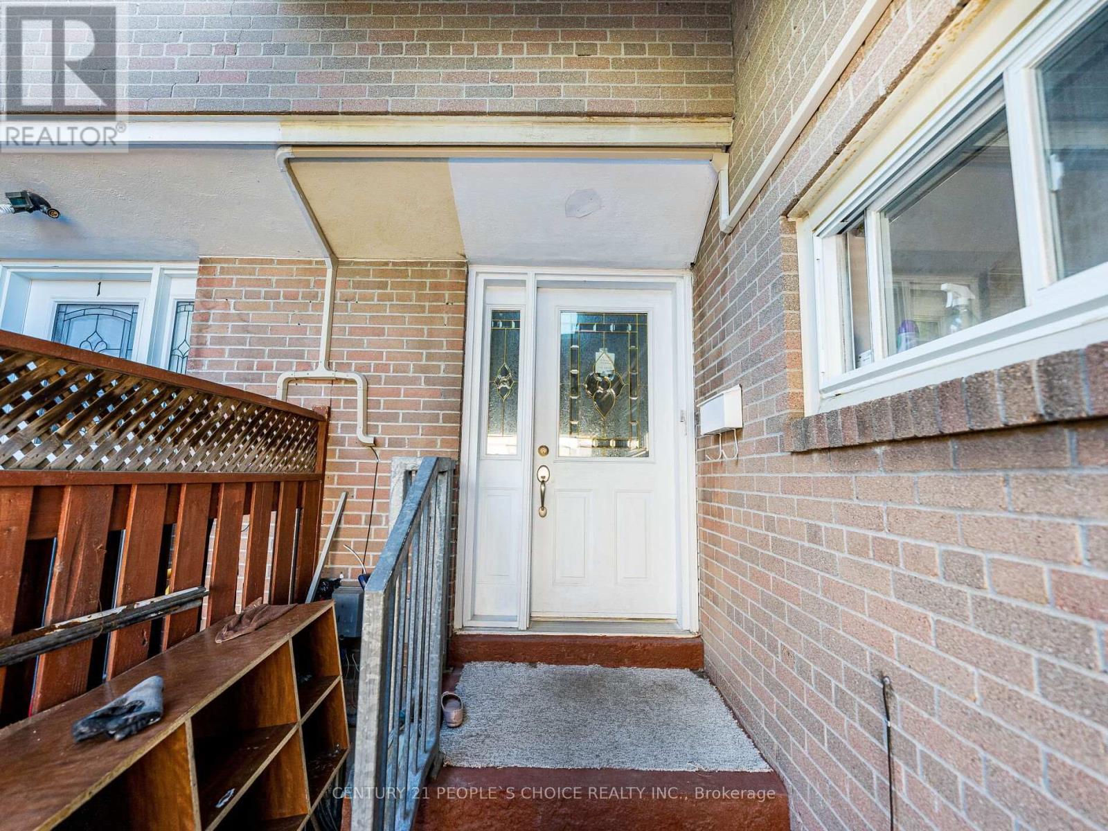 2 - 242 John Garland Boulevard, Toronto, Ontario  M9V 1N8 - Photo 4 - W12498804