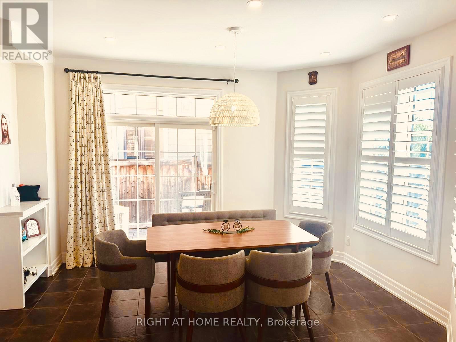 94 Forbes Terrace, Milton, Ontario  L9T 4T9 - Photo 11 - W12498812