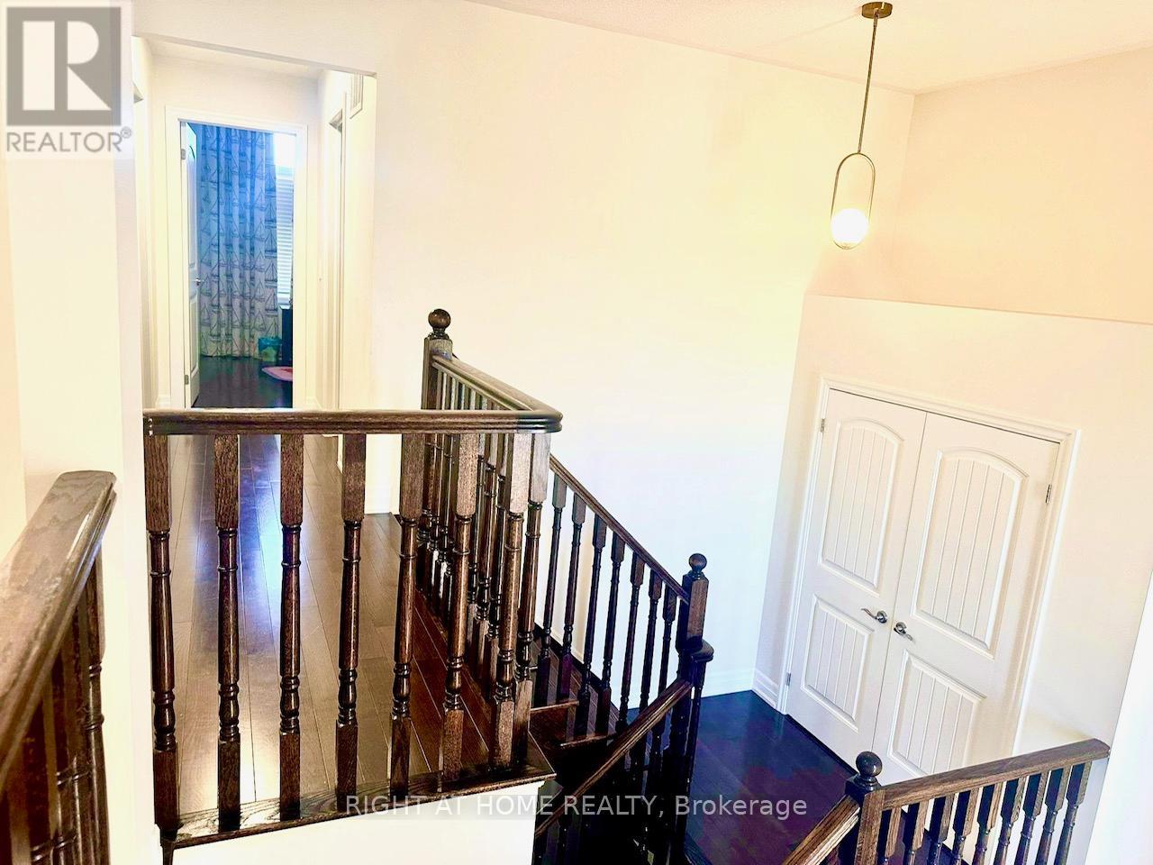 94 Forbes Terrace, Milton, Ontario  L9T 4T9 - Photo 17 - W12498812