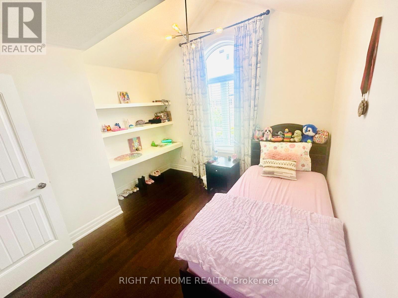 94 Forbes Terrace, Milton, Ontario  L9T 4T9 - Photo 26 - W12498812