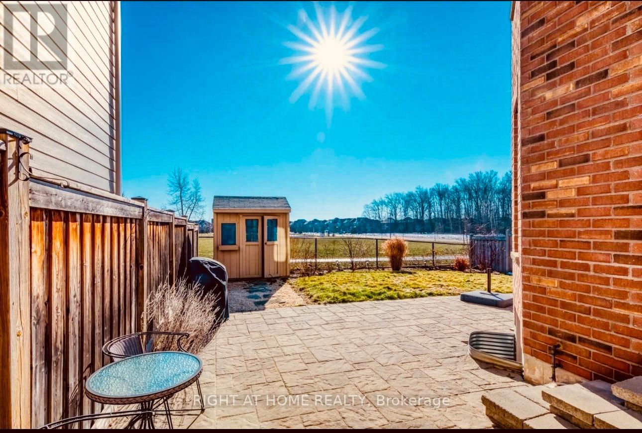 94 Forbes Terrace, Milton, Ontario  L9T 4T9 - Photo 36 - W12498812