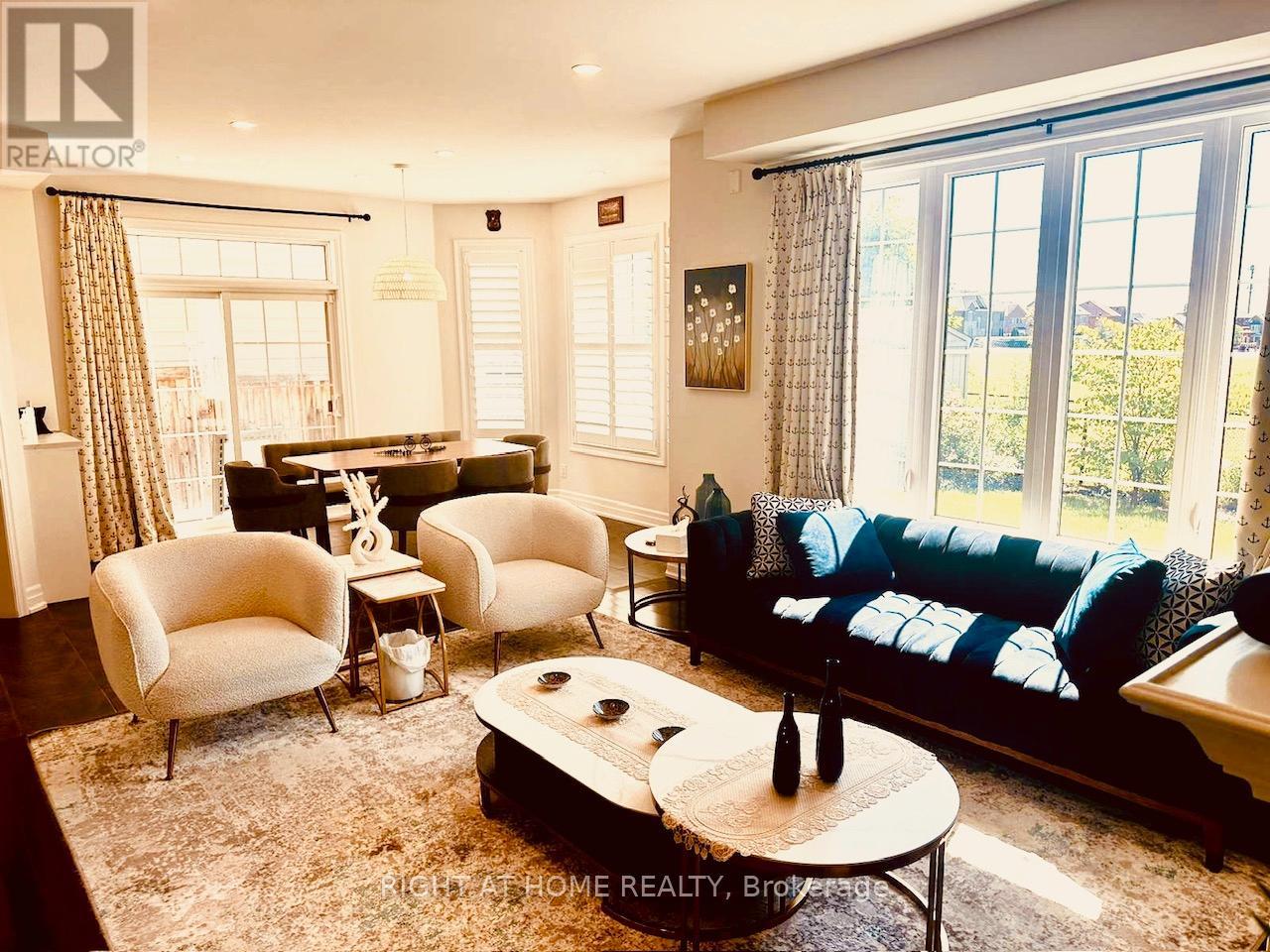 94 Forbes Terrace, Milton, Ontario  L9T 4T9 - Photo 4 - W12498812