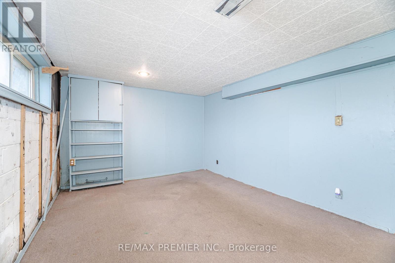 52 Alhart Drive, Toronto, Ontario  M9V 2N3 - Photo 44 - W12498822