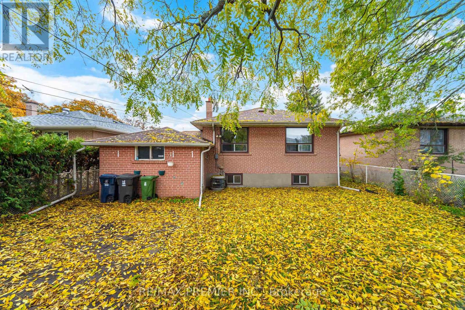 52 Alhart Drive, Toronto, Ontario  M9V 2N3 - Photo 50 - W12498822