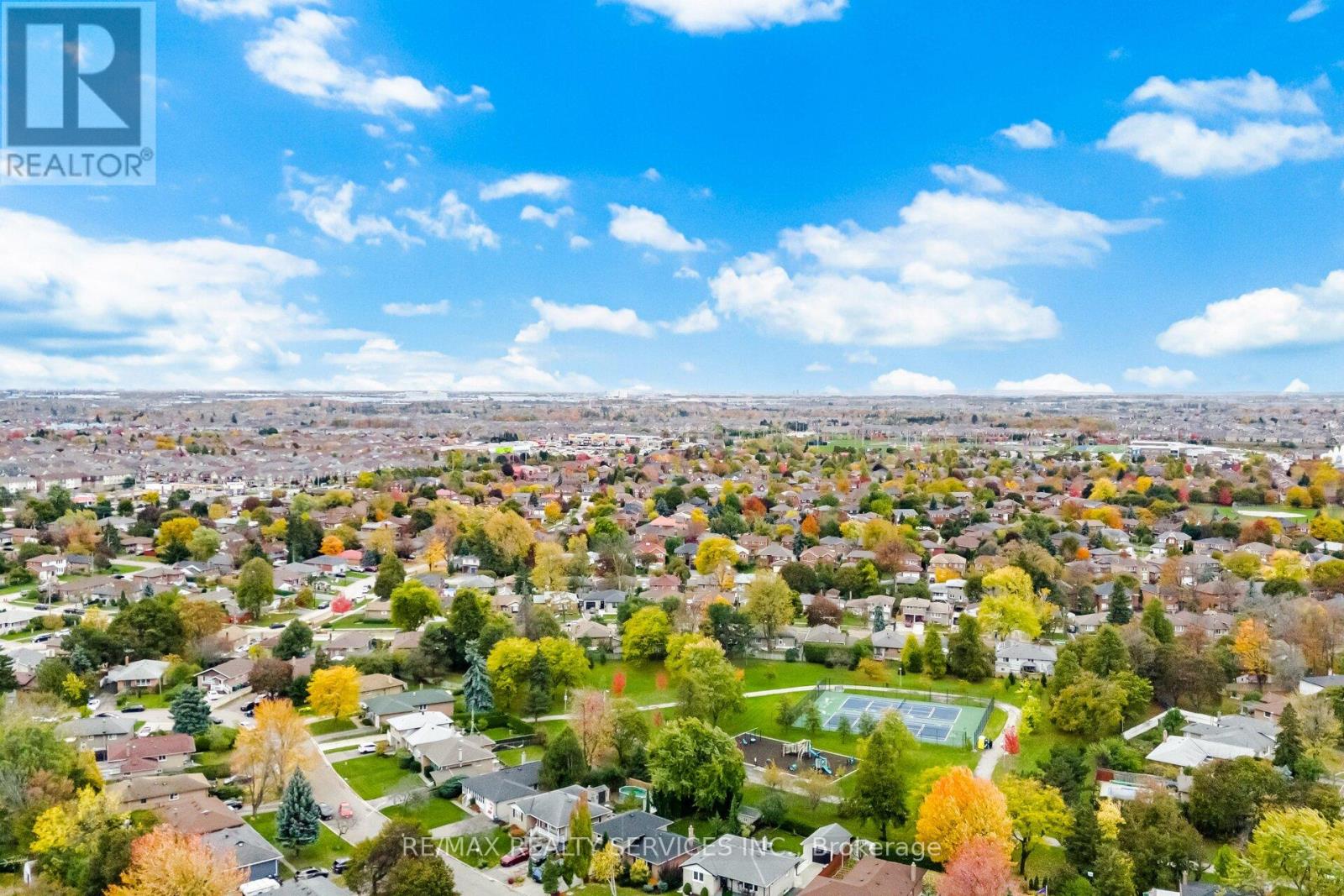 41 Kimbark Drive, Brampton (Northwood Park), Ontario  L6X 2A3 - Photo 46 - W12498844