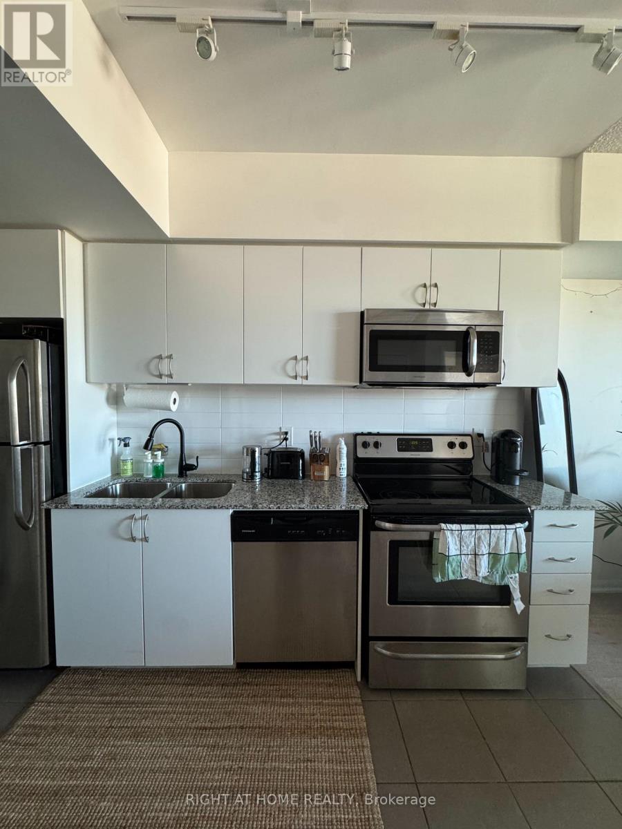 238 - 36 Via Bagnato, Toronto (Yorkdale-Glen Park), Ontario  M6A 0B7 - Photo 8 - W12498860