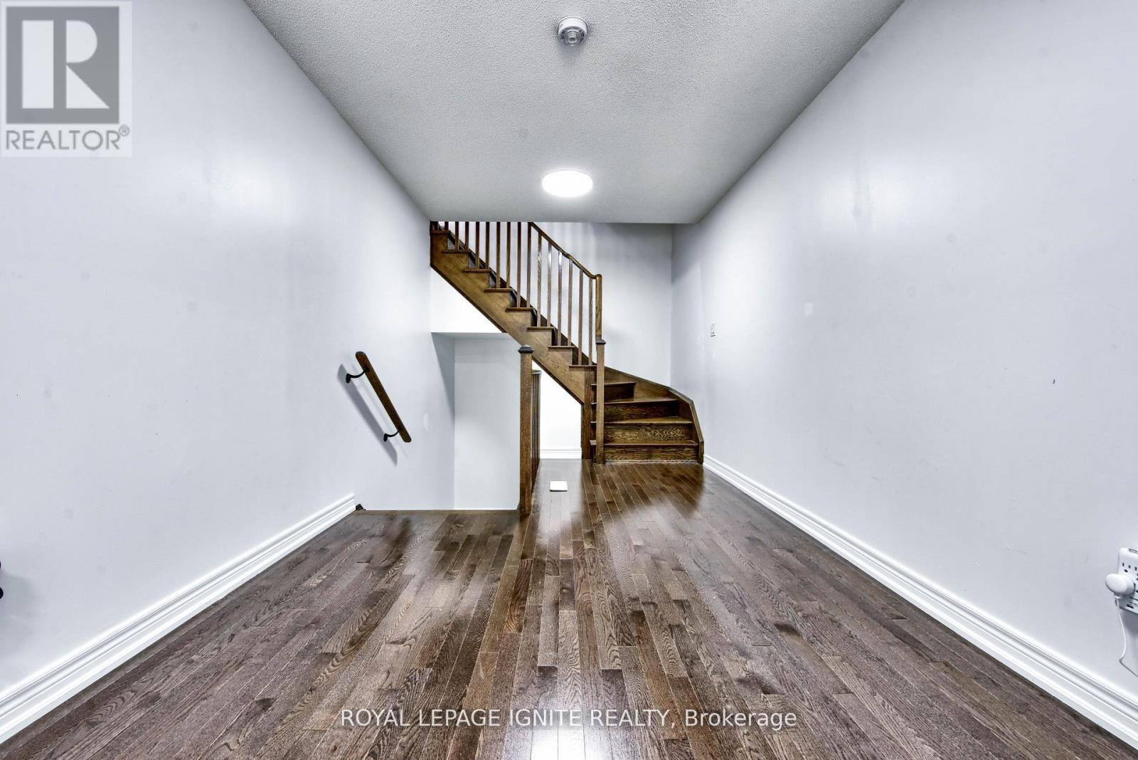 25 Haymarket Drive, Brampton (Northwest Brampton), Ontario  L7A 5C3 - Photo 9 - W12498864