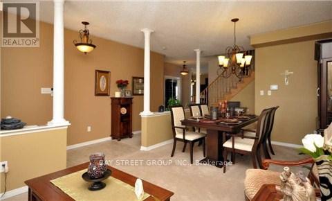 3581 Jorie Crescent, Mississauga, Ontario  L5M 7G5 - Photo 4 - W12498874