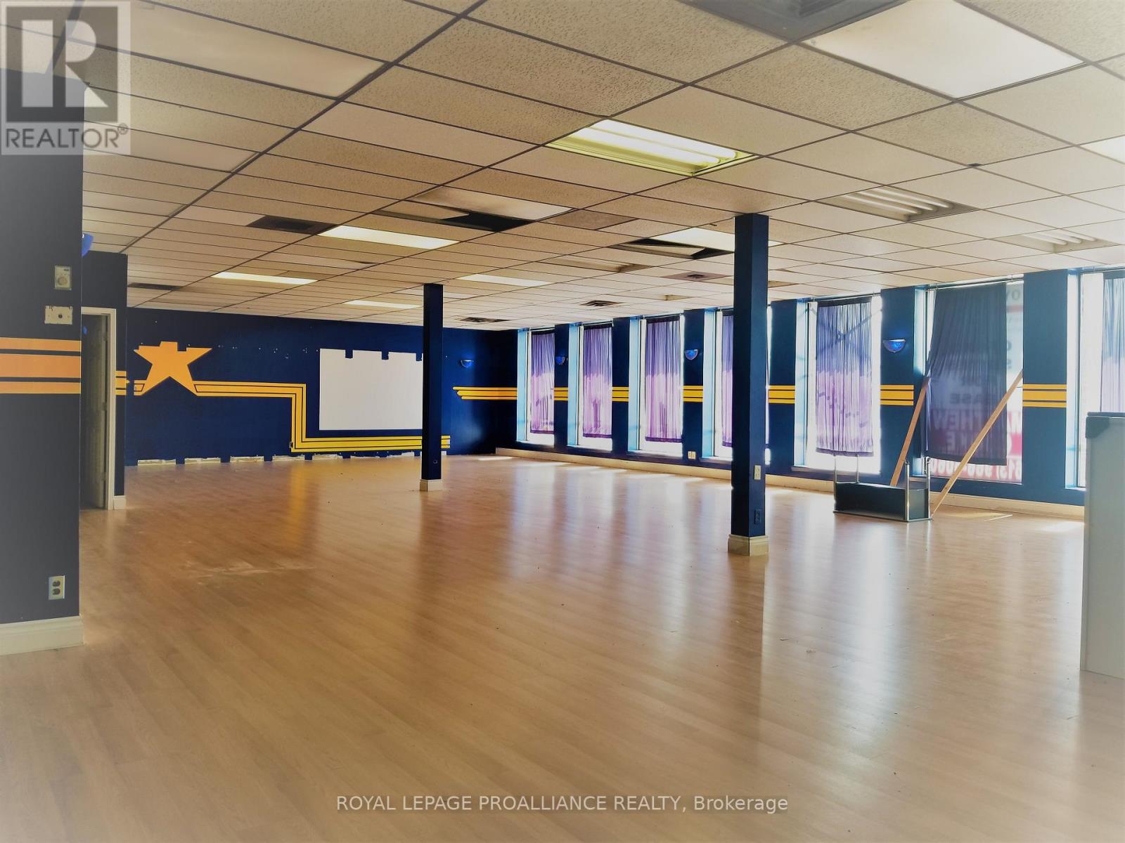 R3 - 205 North Front Street, Belleville, Ontario  K8P 3C3 - Photo 3 - X12498918