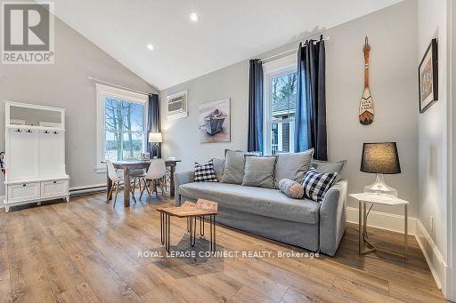 6 Farm View Lane, Prince Edward County, Ontario  K0K 1P0 - Photo 13 - X12498766