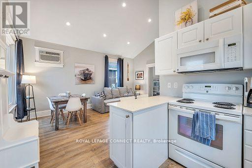 6 Farm View Lane, Prince Edward County, Ontario  K0K 1P0 - Photo 8 - X12498766