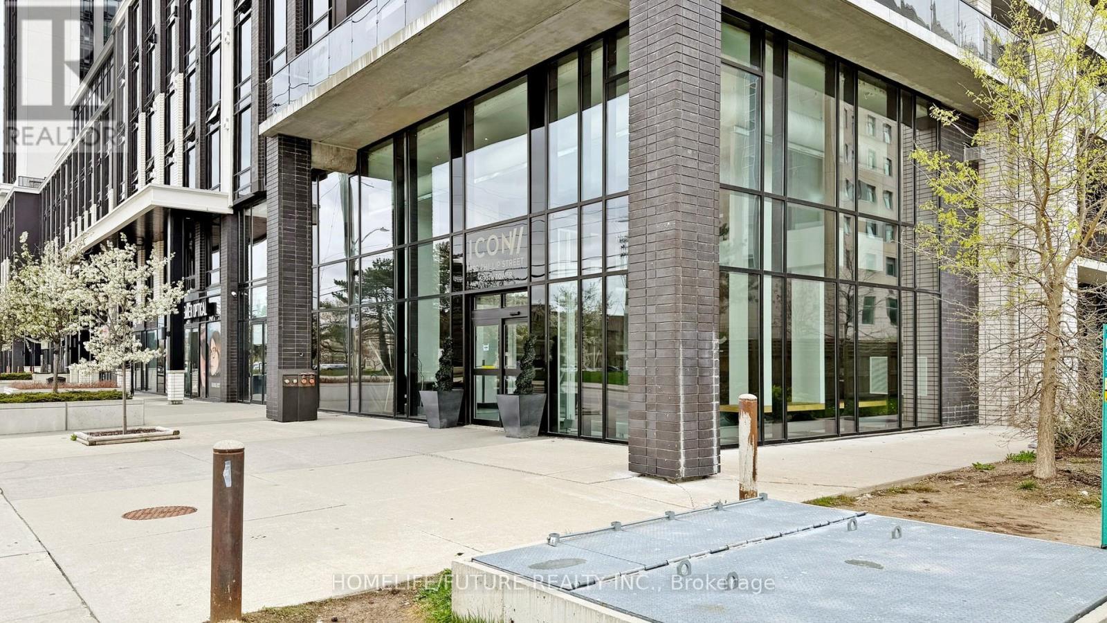 S2205 - 330 Phillip Street, Waterloo, Ontario  N2L 3W9 - Photo 3 - X12498810