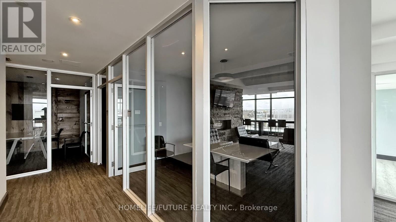 S2205 - 330 Phillip Street, Waterloo, Ontario  N2L 3W9 - Photo 33 - X12498810