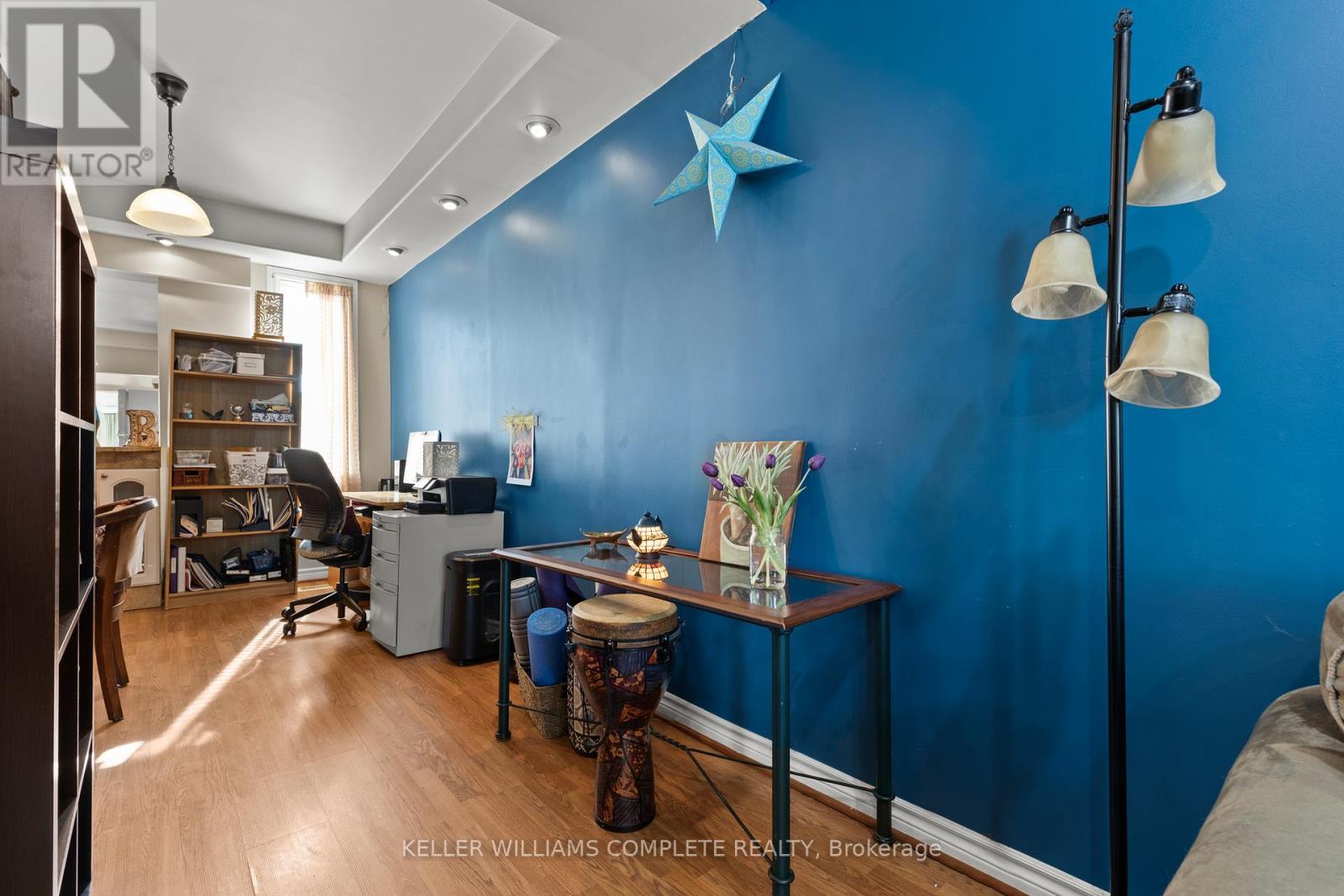 25 Chatham Street, Hamilton, Ontario  L8P 2B3 - Photo 11 - X12498870