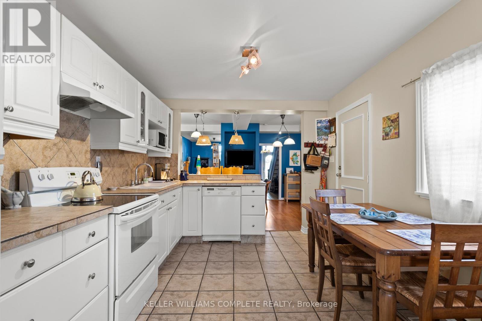 25 Chatham Street, Hamilton, Ontario  L8P 2B3 - Photo 18 - X12498870