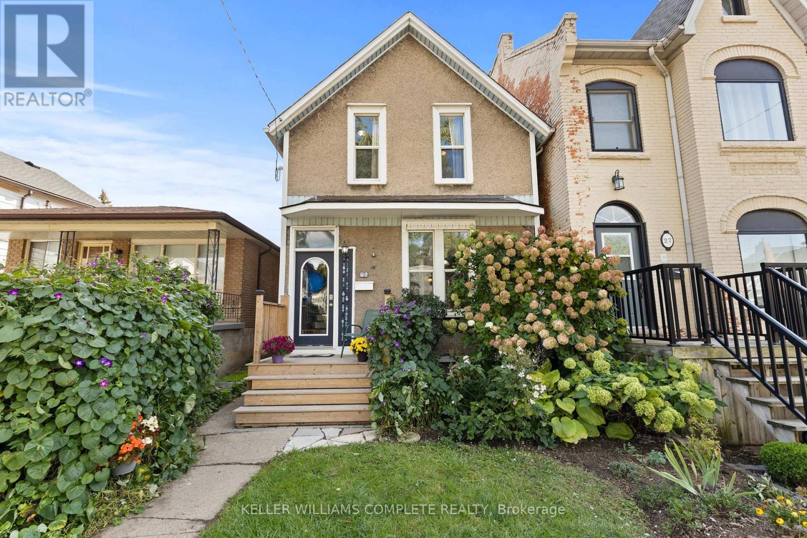 25 Chatham Street, Hamilton, Ontario  L8P 2B3 - Photo 3 - X12498870