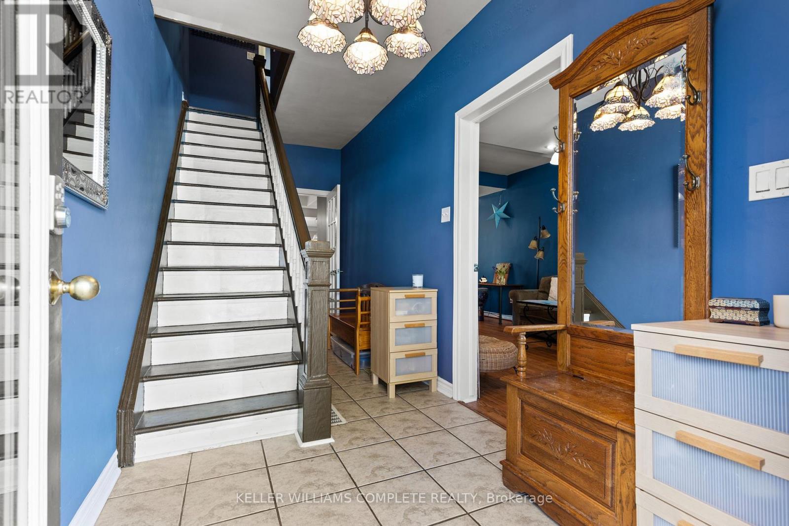 25 Chatham Street, Hamilton, Ontario  L8P 2B3 - Photo 7 - X12498870