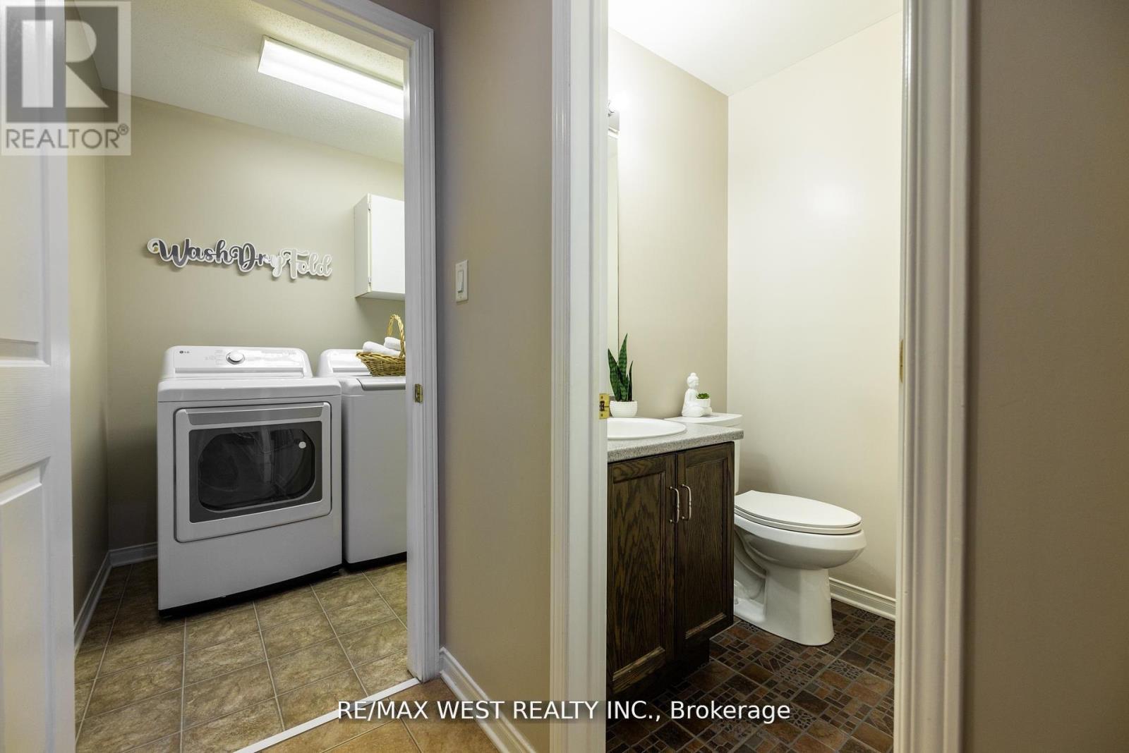 214 Castlegarth Crescent, Ottawa, Ontario  K2J 5N6 - Photo 8 - X12498884