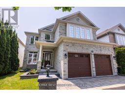 214 CASTLEGARTH CRESCENT, Ottawa, Ontario