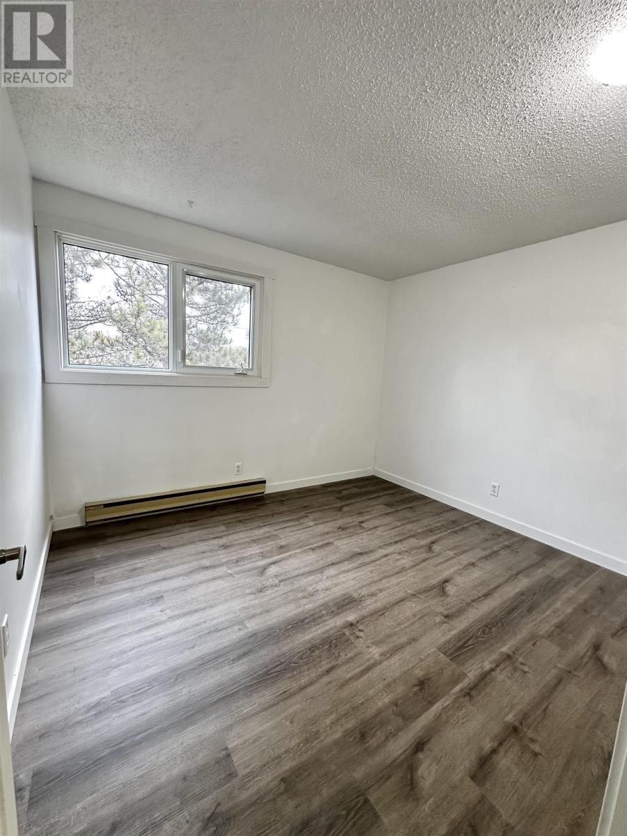 1 571 Beverly St, Thunder Bay, Ontario  P7B 5W6 - Photo 18 - TB253378