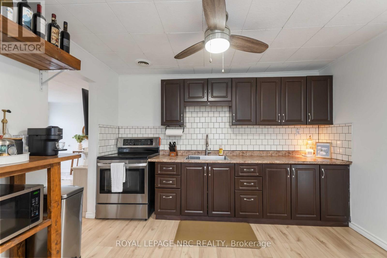 77 Ellen Street, Fort Erie, Ontario  L2A 4C9 - Photo 17 - X12498968