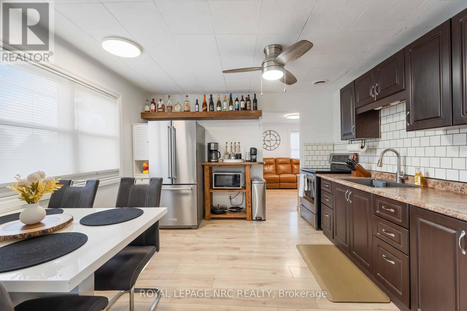 77 Ellen Street, Fort Erie, Ontario  L2A 4C9 - Photo 19 - X12498968