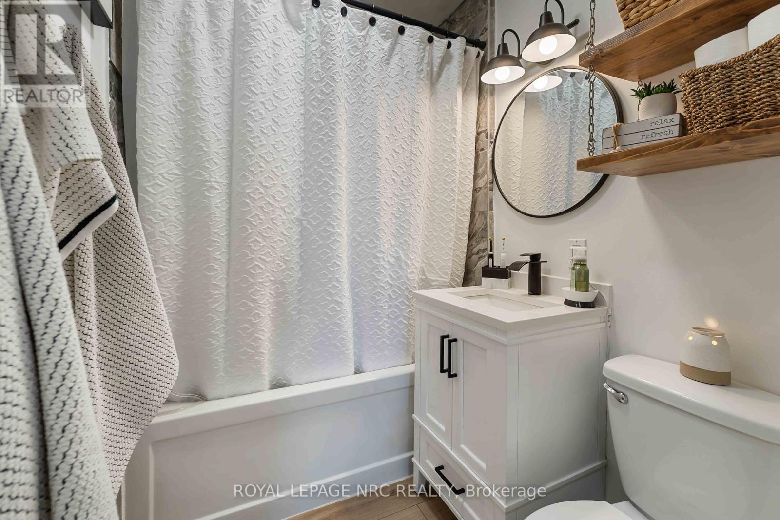 77 Ellen Street, Fort Erie, Ontario  L2A 4C9 - Photo 28 - X12498968