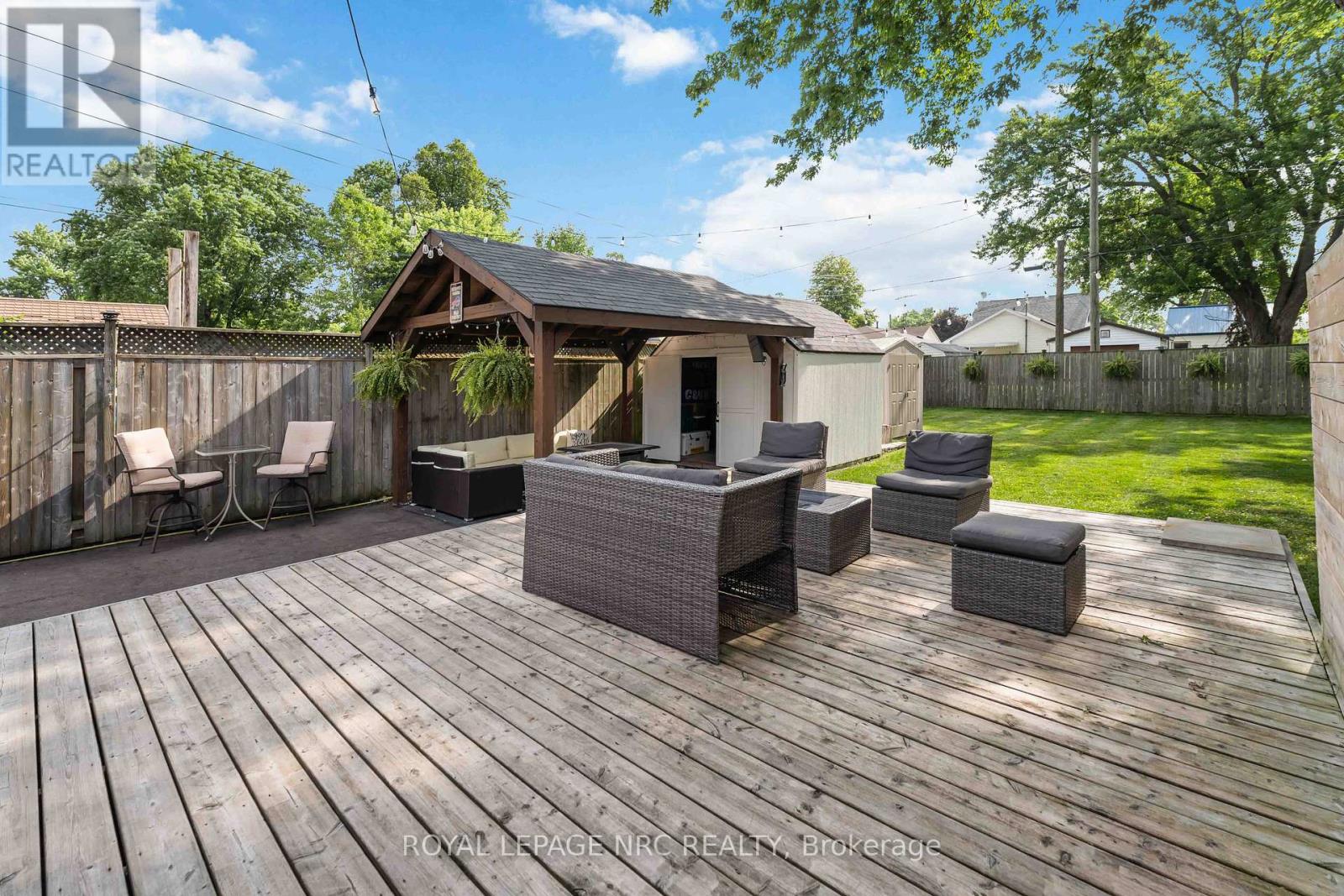 77 Ellen Street, Fort Erie, Ontario  L2A 4C9 - Photo 43 - X12498968