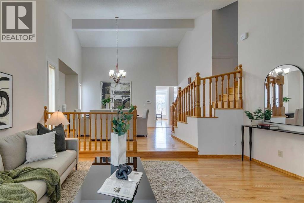 33 Shawnee View Sw, Calgary, Alberta T2Y 2V4 - Photo 5 - A2263464