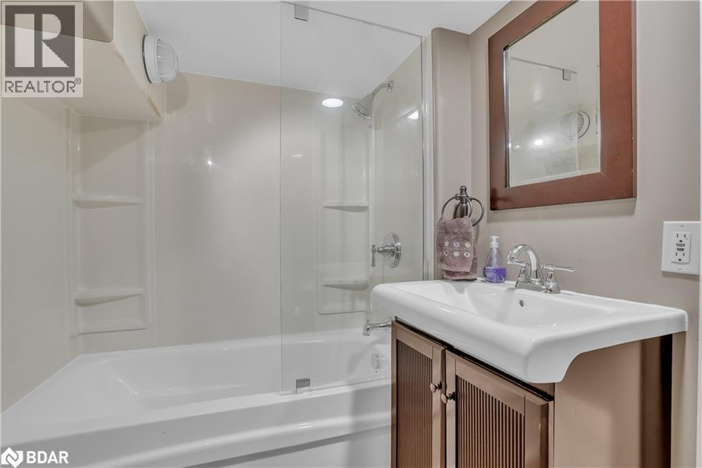 42 Dalton Street, Barrie, Ontario  L4N 1M3 - Photo 35 - 40767604