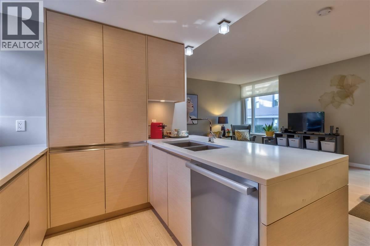 4527 Cambie Street, Vancouver, British Columbia  V5Z 0G5 - Photo 8 - R3063810