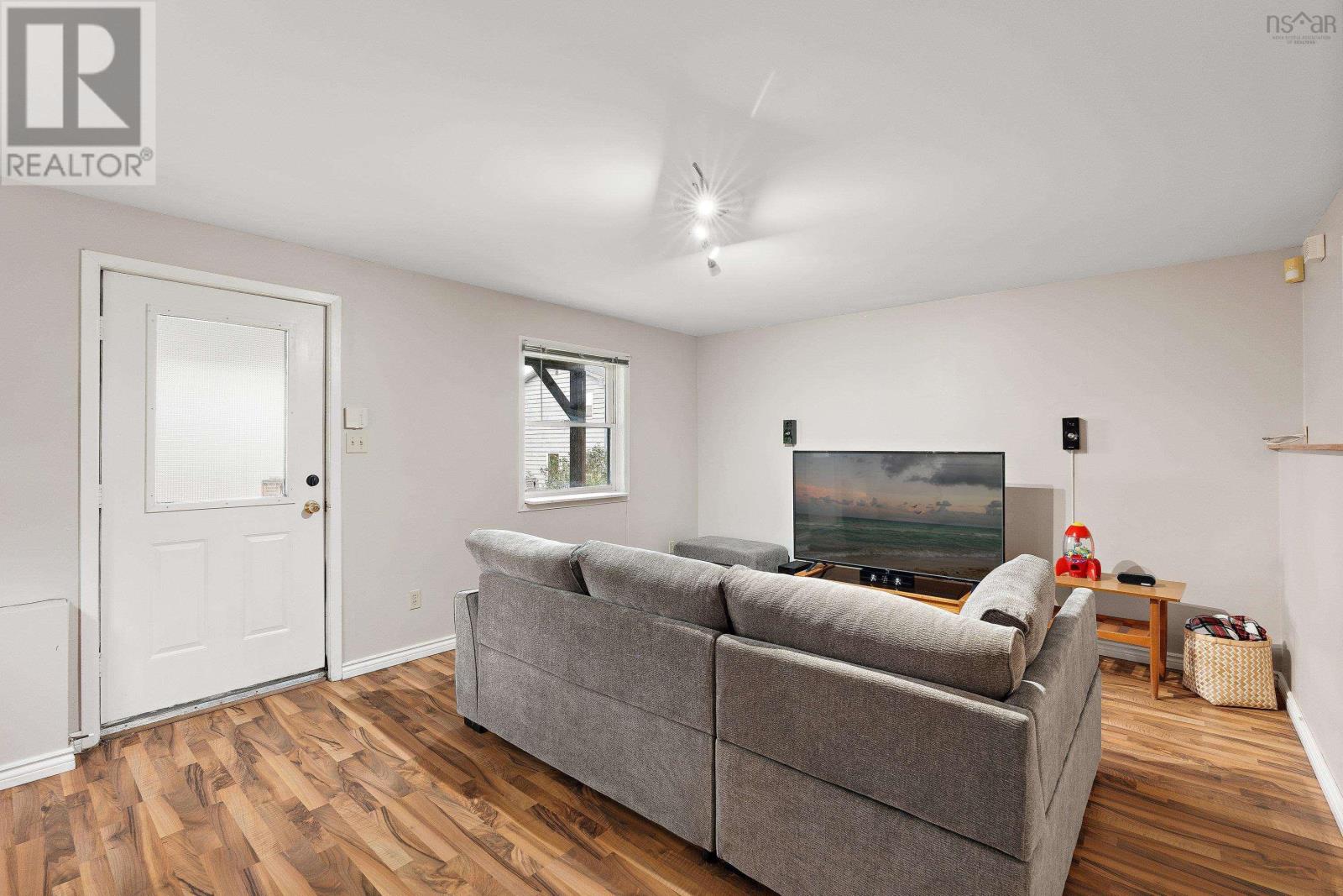 18 Bryden Avenue, Halifax, Nova Scotia  B3P 1H2 - Photo 30 - 202524112