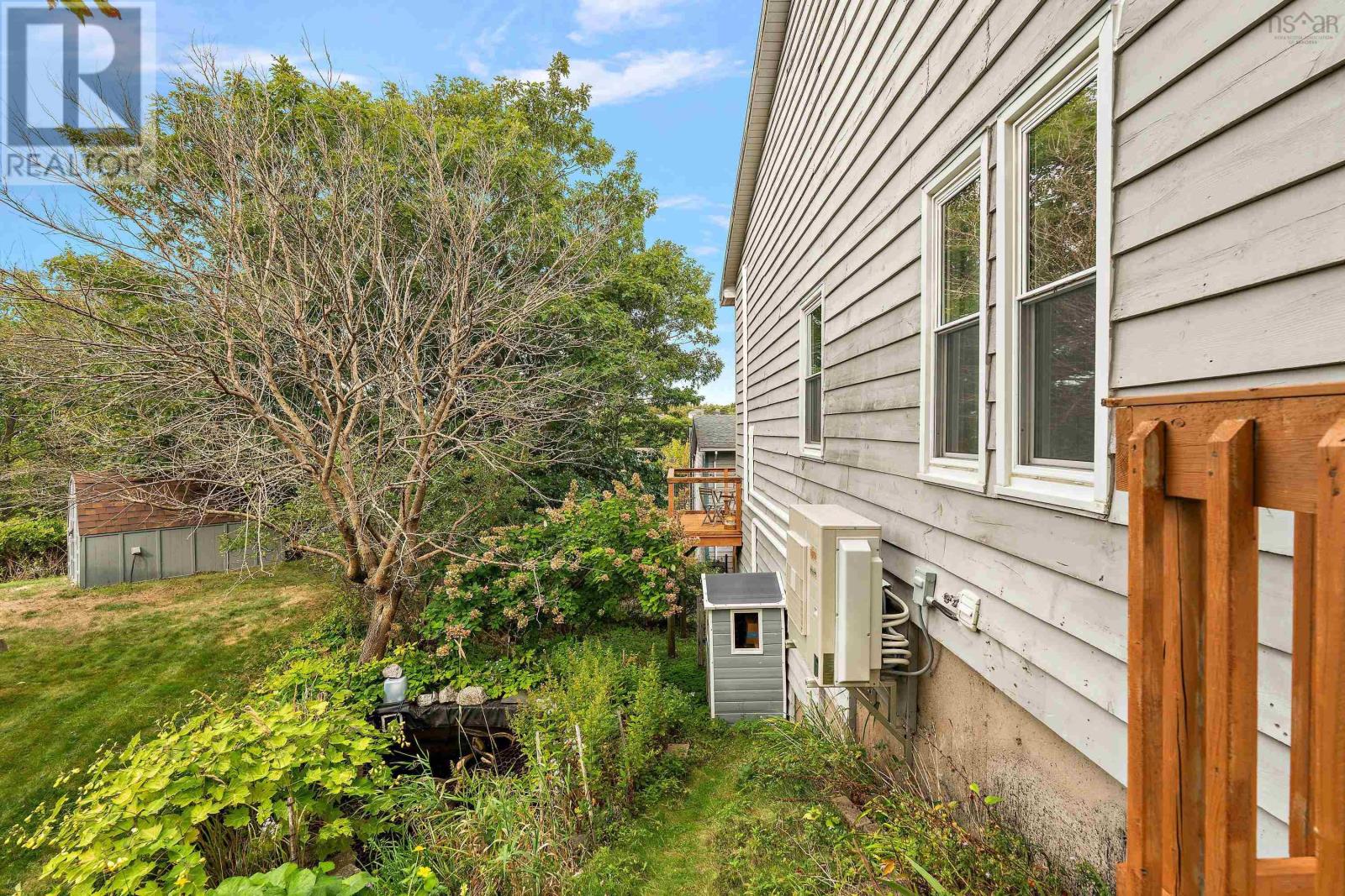 18 Bryden Avenue, Halifax, Nova Scotia  B3P 1H2 - Photo 38 - 202524112