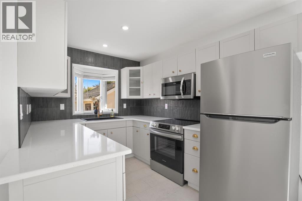 7 Stirling Close, Red Deer, Alberta  T4N 0A8 - Photo 8 - A2263696