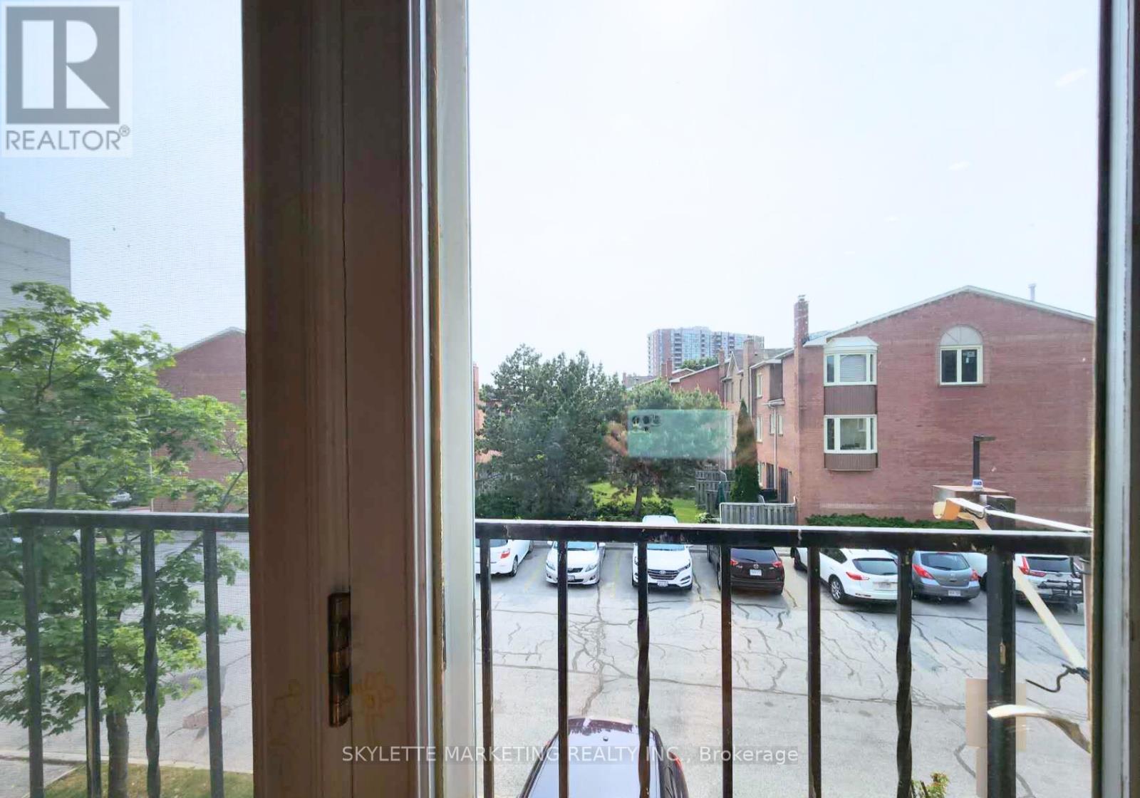 7 - 6 Dowry Street, Toronto, Ontario  M1S 1B8 - Photo 5 - E12498896