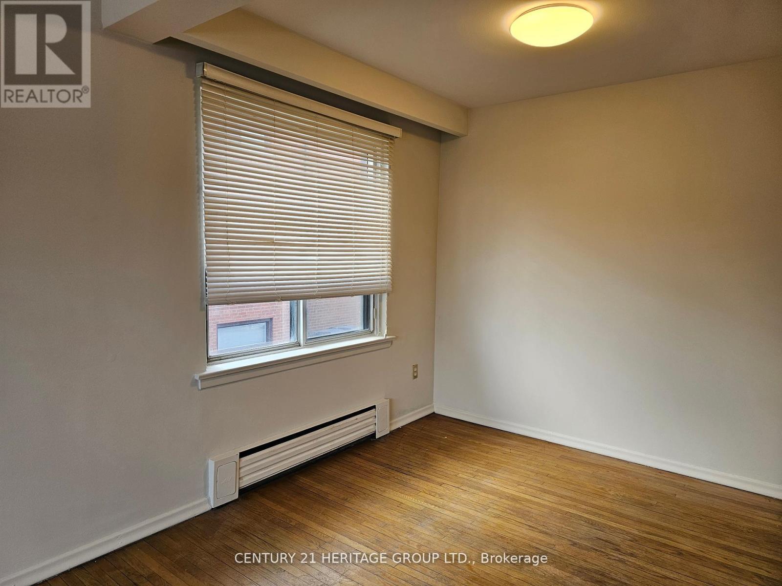 3 - 423 Pharmacy Avenue, Toronto, Ontario  M1L 3G5 - Photo 6 - E12498958