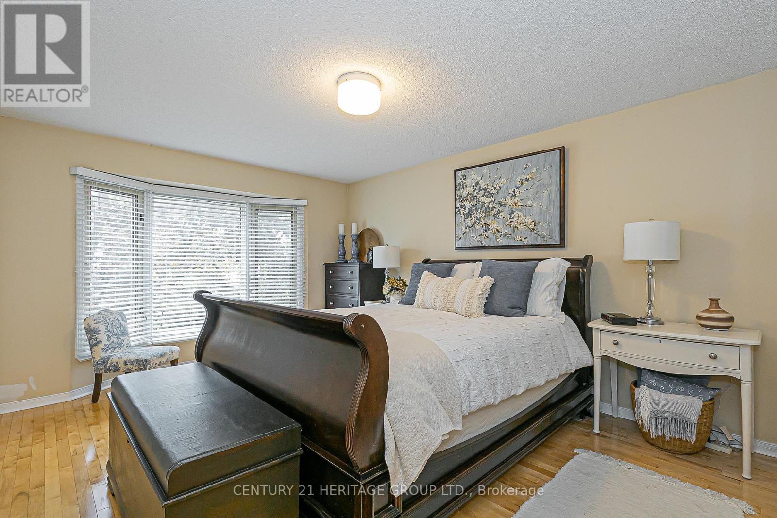 124 John Bowser Crescent, Newmarket, Ontario  L3Y 7P1 - Photo 10 - N12498904