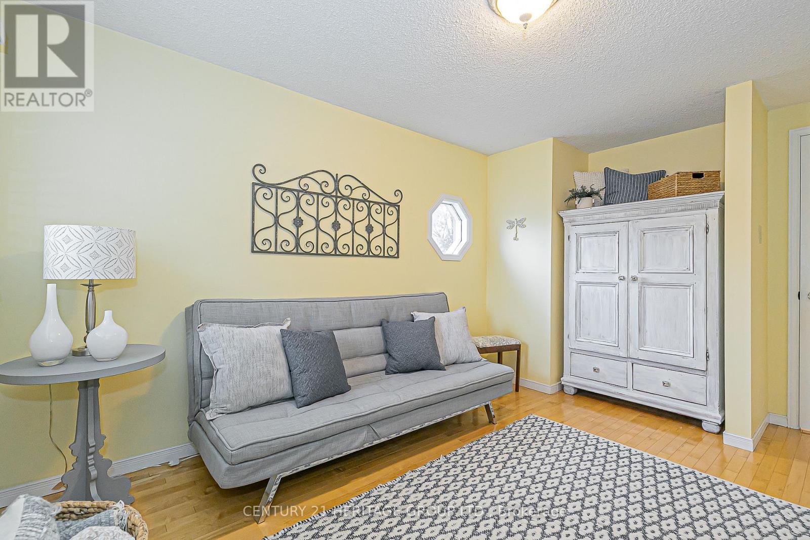 124 John Bowser Crescent, Newmarket, Ontario  L3Y 7P1 - Photo 13 - N12498904