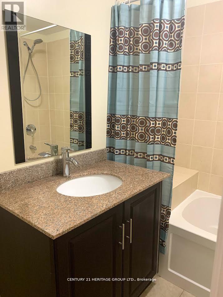 Lower - 536 Summeridge Drive, Vaughan, Ontario  L4J 9J1 - Photo 11 - N12498936