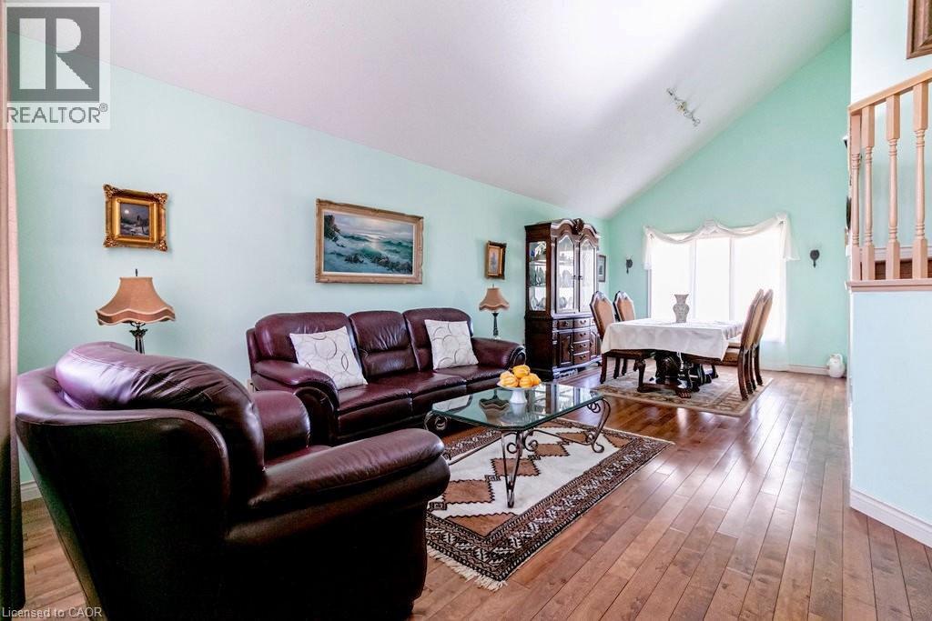 54 Falconridge Drive, Hamilton, Ontario  L9B 2P3 - Photo 11 - 40784682