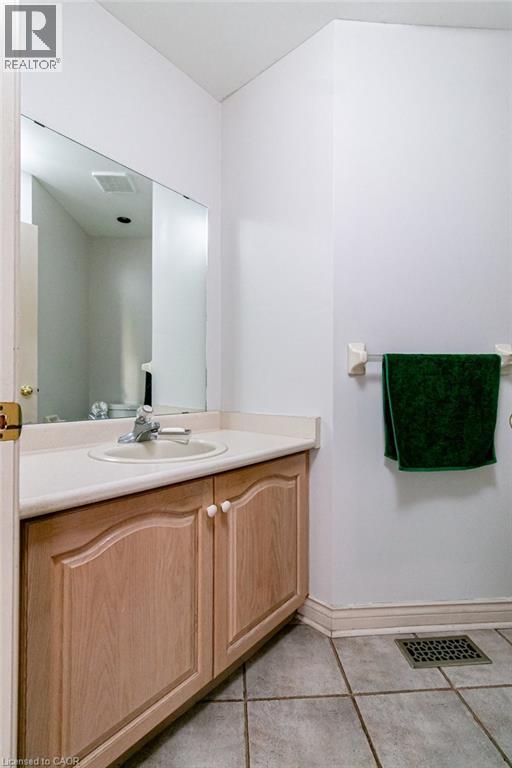 54 Falconridge Drive, Hamilton, Ontario  L9B 2P3 - Photo 16 - 40784682