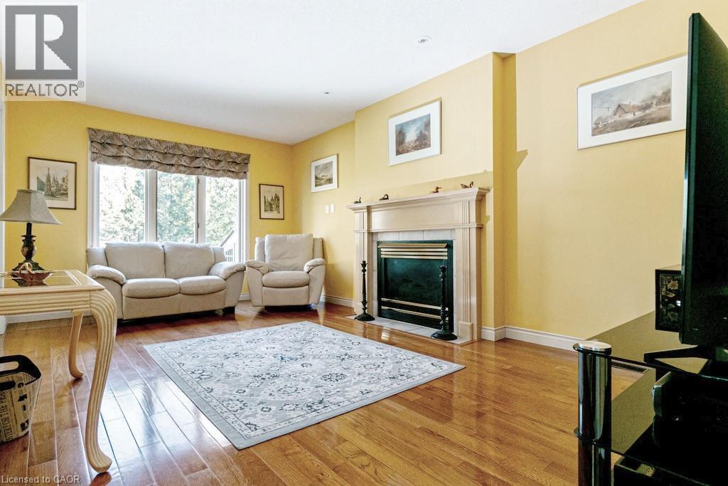 54 Falconridge Drive, Hamilton, Ontario  L9B 2P3 - Photo 18 - 40784682