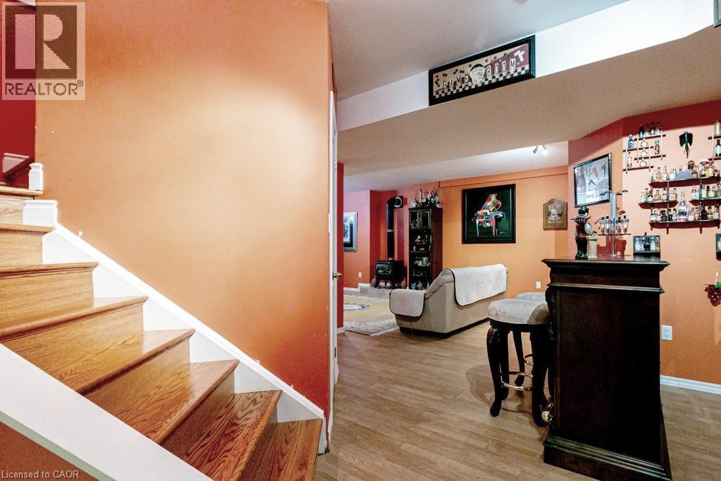 54 Falconridge Drive, Hamilton, Ontario  L9B 2P3 - Photo 33 - 40784682