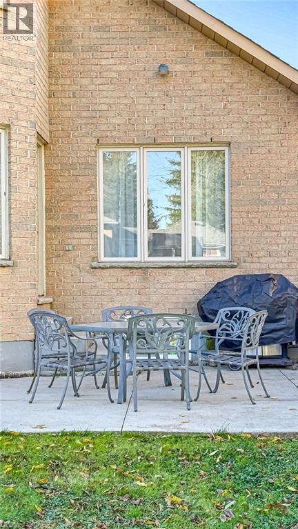 54 Falconridge Drive, Hamilton, Ontario  L9B 2P3 - Photo 46 - 40784682