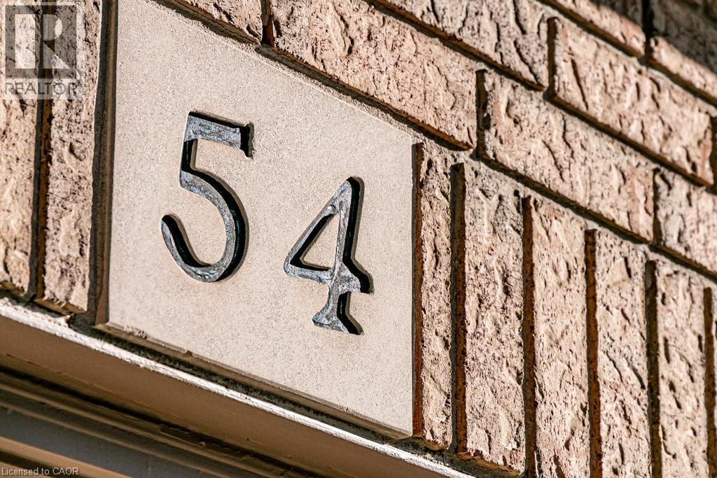 54 Falconridge Drive, Hamilton, Ontario  L9B 2P3 - Photo 6 - 40784682