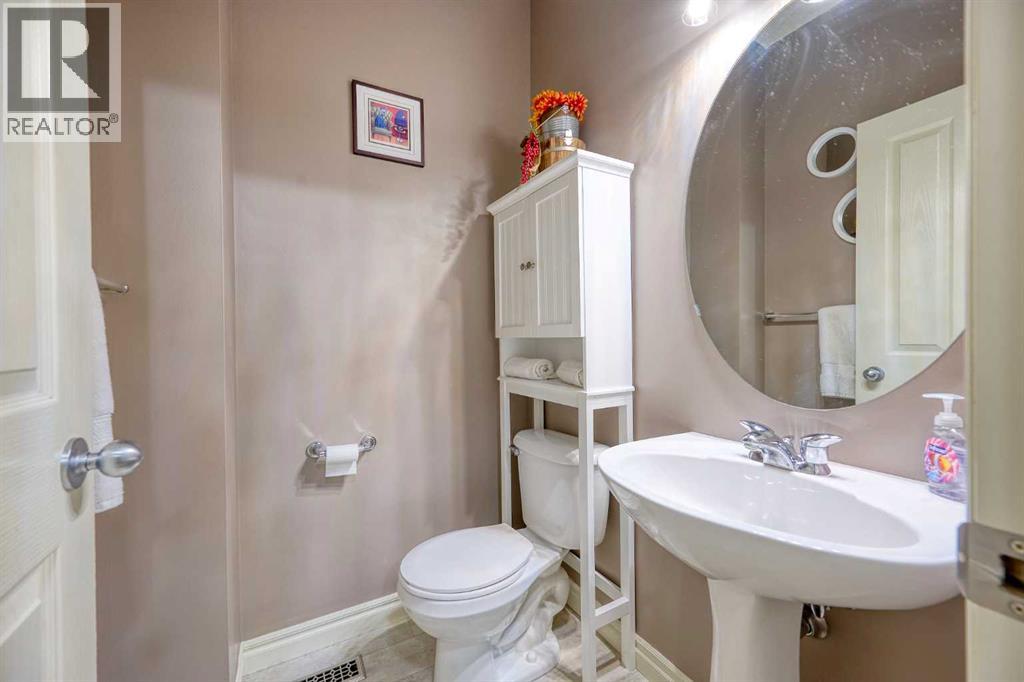 112 Panamount Green Nw, Calgary, Alberta  T3K 5R7 - Photo 10 - A2243693